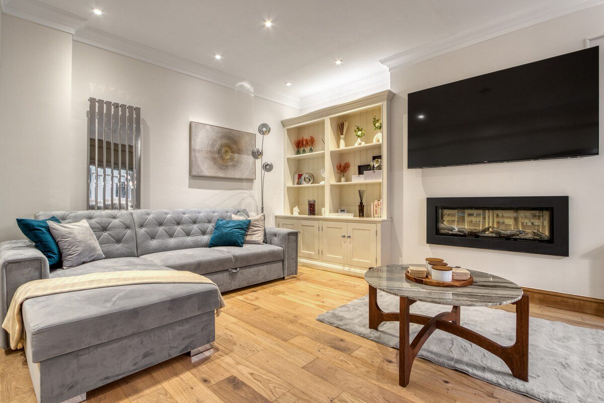 Homely 3Bed 3Bath Kensington gallery image 4