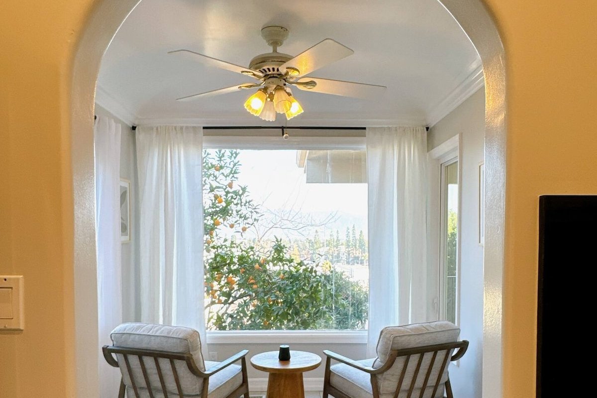 Hollywood Hillside Villa gallery image 4