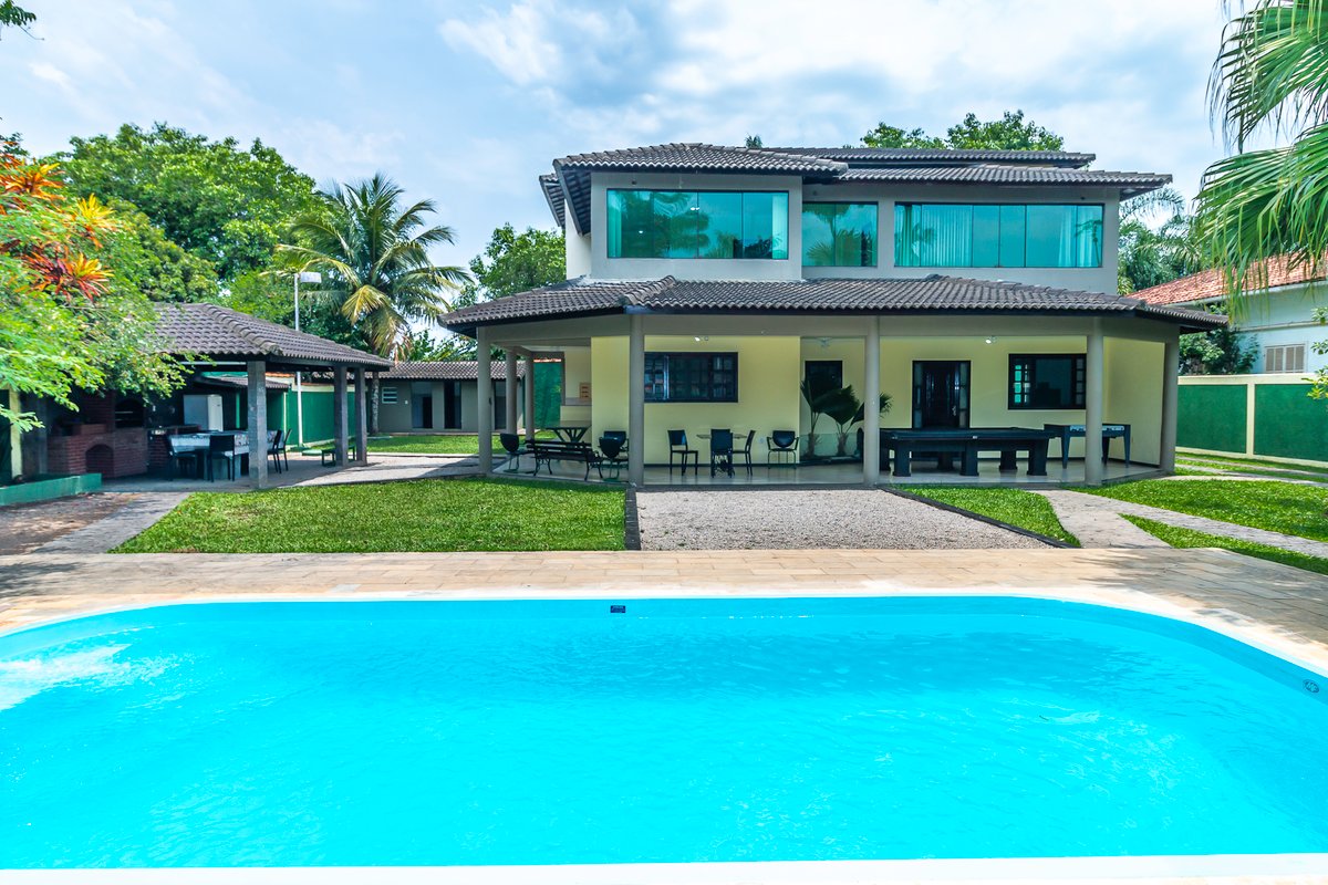 Piscina Churrasqueira