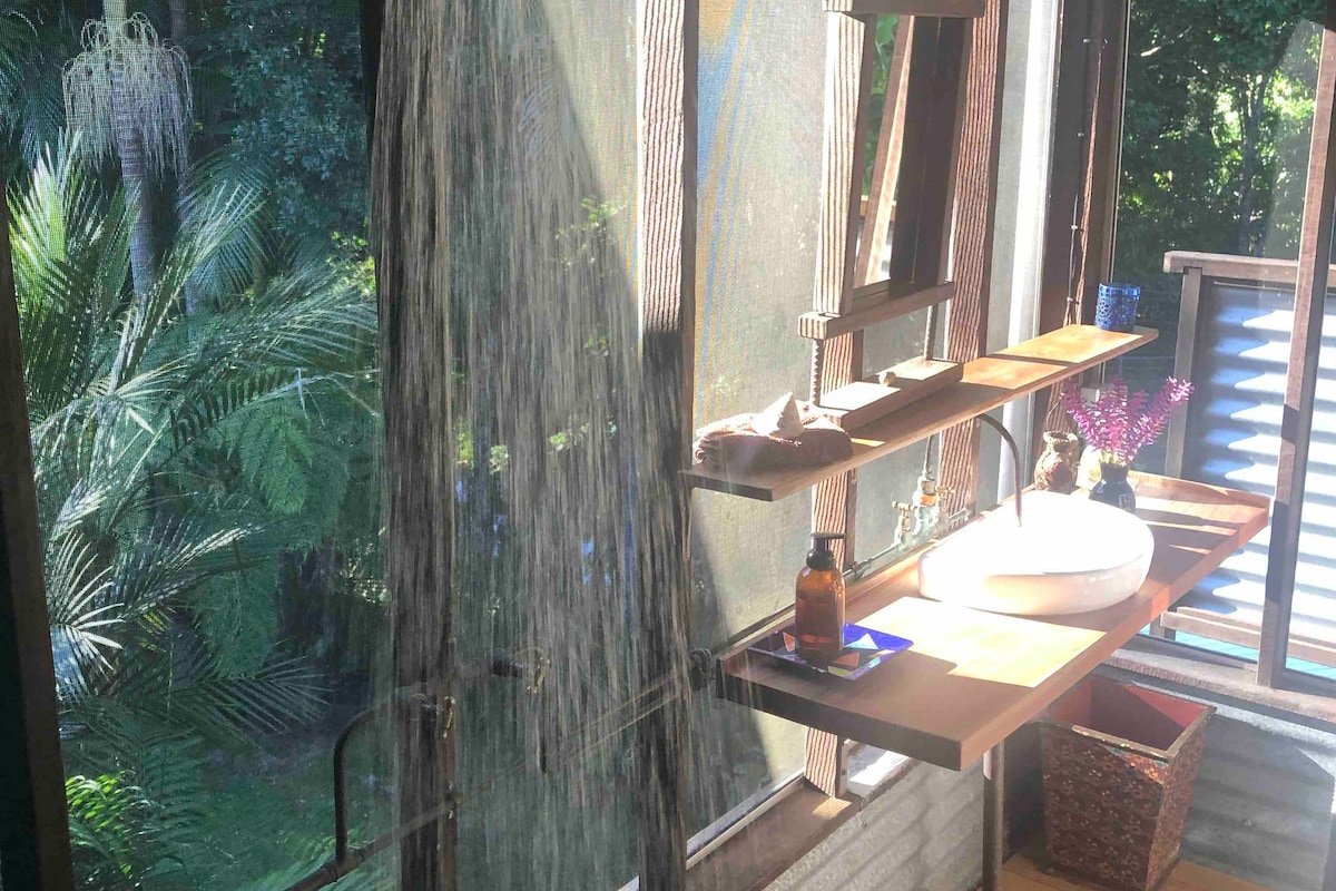 River Room Bellingen Treehouse for Groups gallery image 4