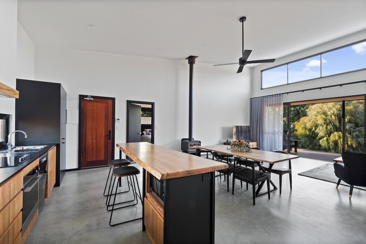 Ruse Estate Marri 2 Bedroom Chalet Margaret River gallery image 3