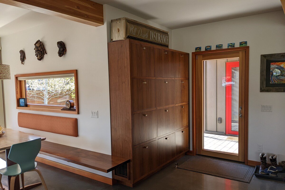 Downtown Beall Park Modern 2 Bedroom gallery image 5