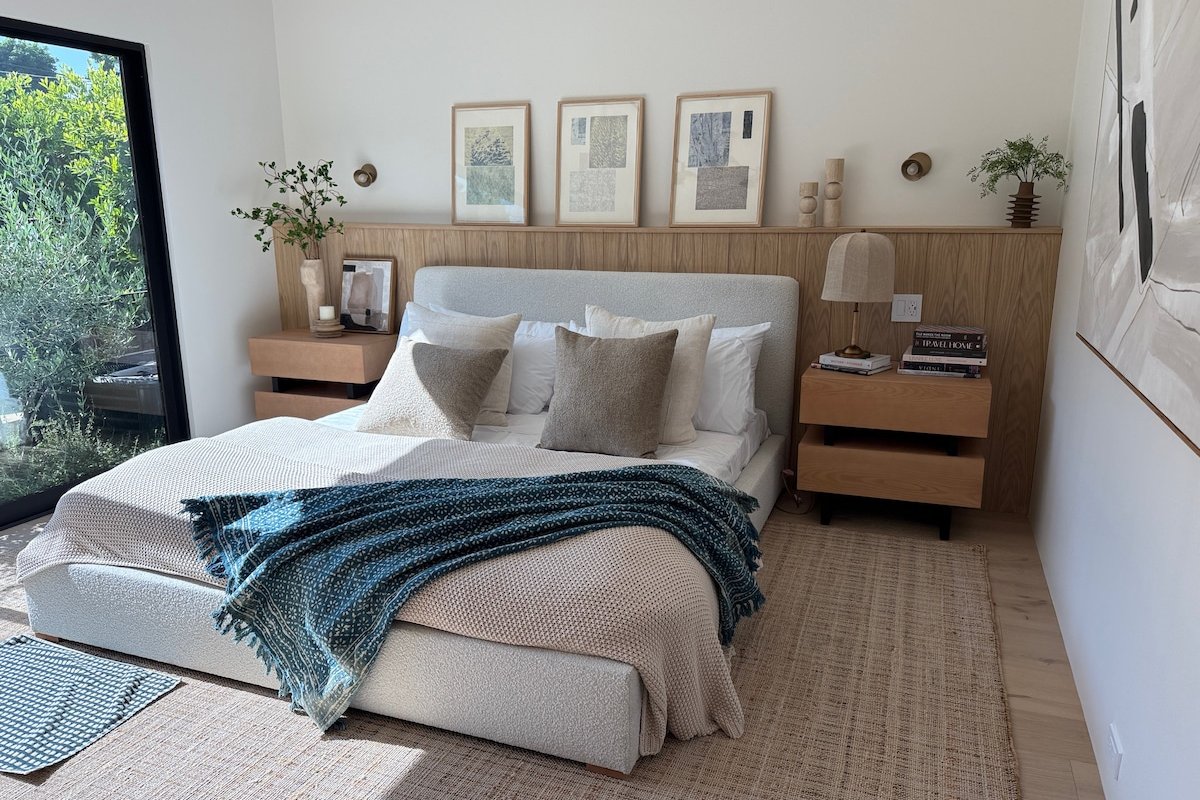 NEW! Sherman Oaks Luxury Retreat w/ Saltwater Pool gallery image 2