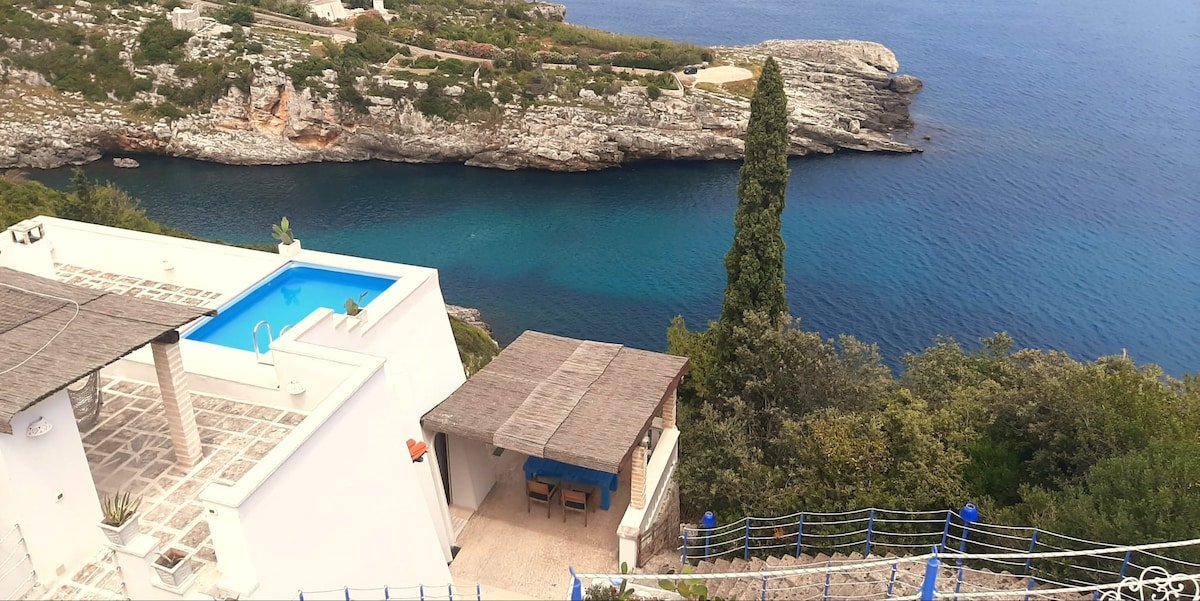 SUPERB VILLA IN THE SEA CREEK FOR EIGHT PEOPLE gallery image 3