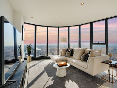 Level 72 Premium Perfect Place In Mel CBD 3B2B1C