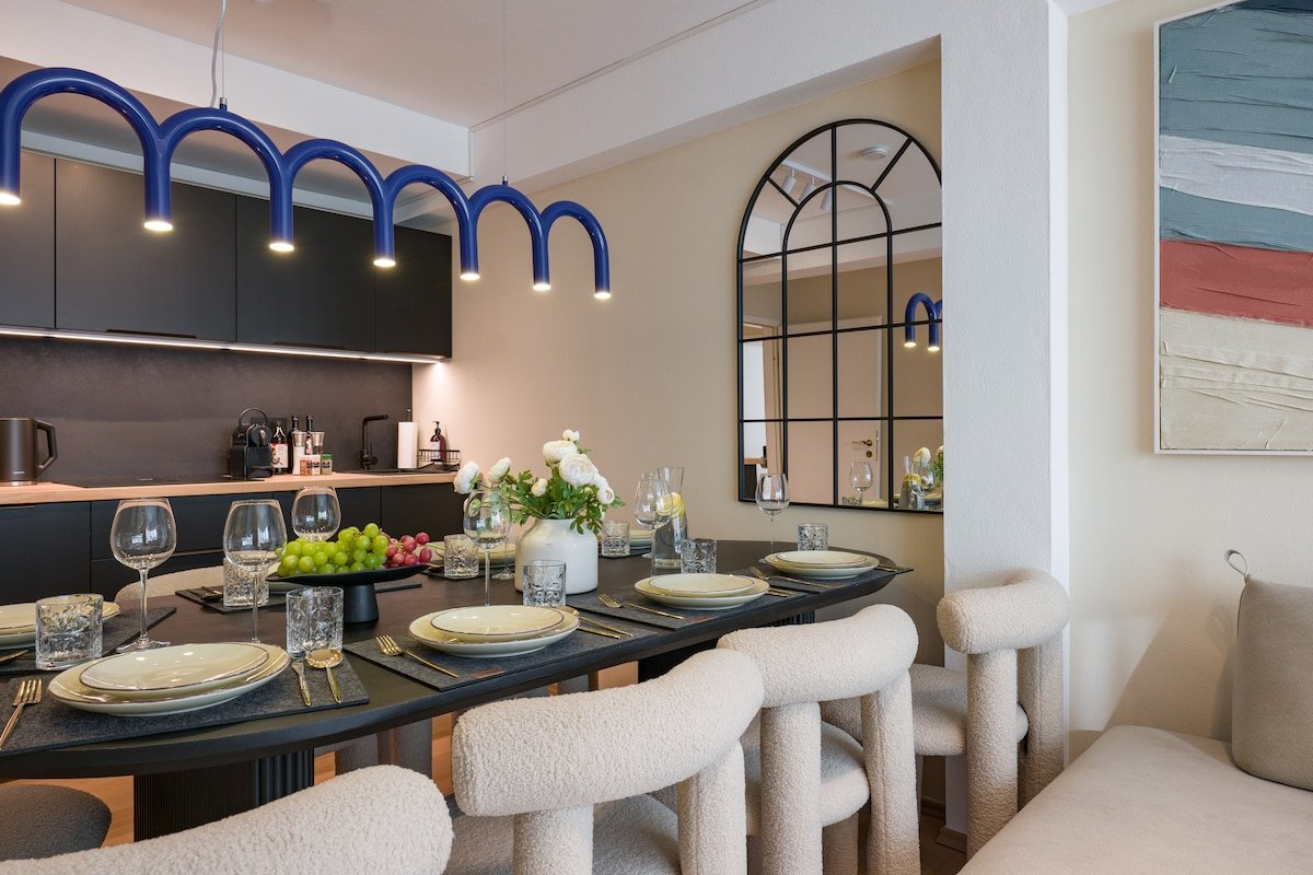 Valemi NEW Luxus 8Per|2BR|2Bad|Central|FreeParking gallery image 5