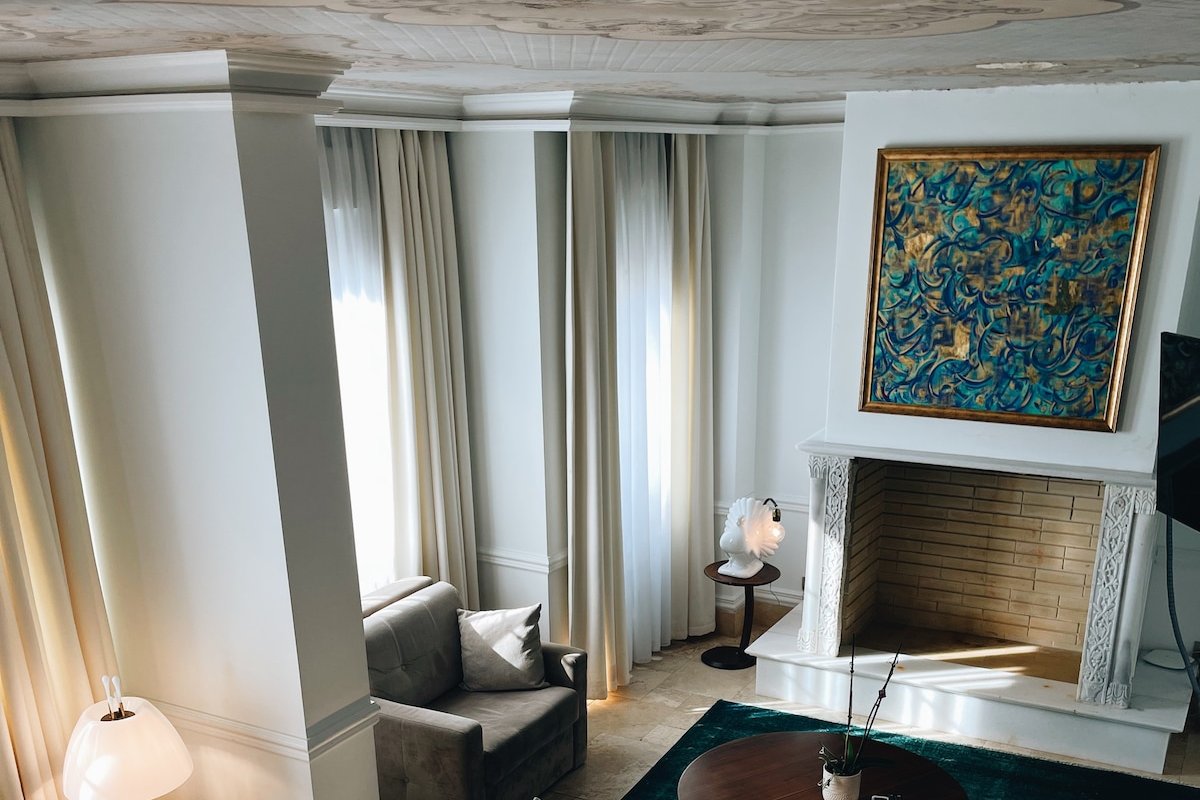 AB Residences- Diamond Duplex 3BR Apt Terrace gallery image 5