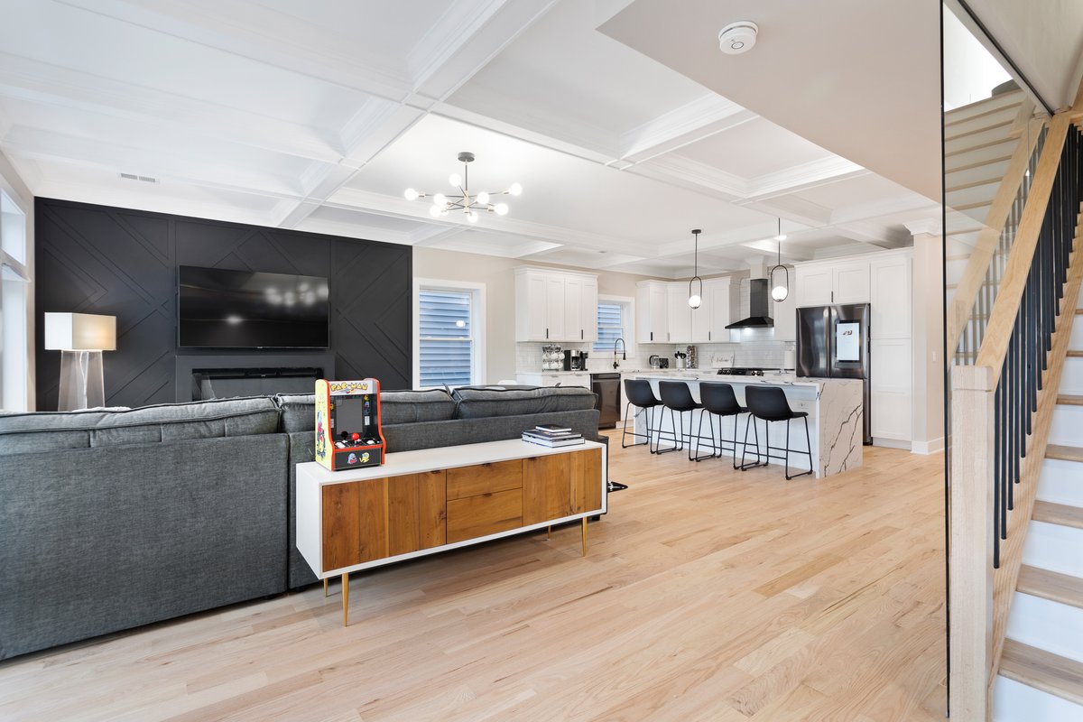 Apartment with Roof Deck- Close to FIFA WC Games!