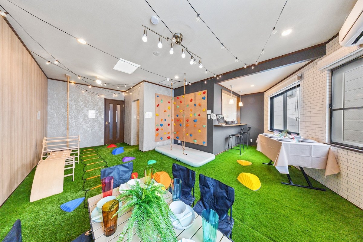 国立駅徒歩4分/親子で遊べる/ボルダリングや滑り台、ボールプール有り/ワンフロア（2階部分）(42) gallery image 2