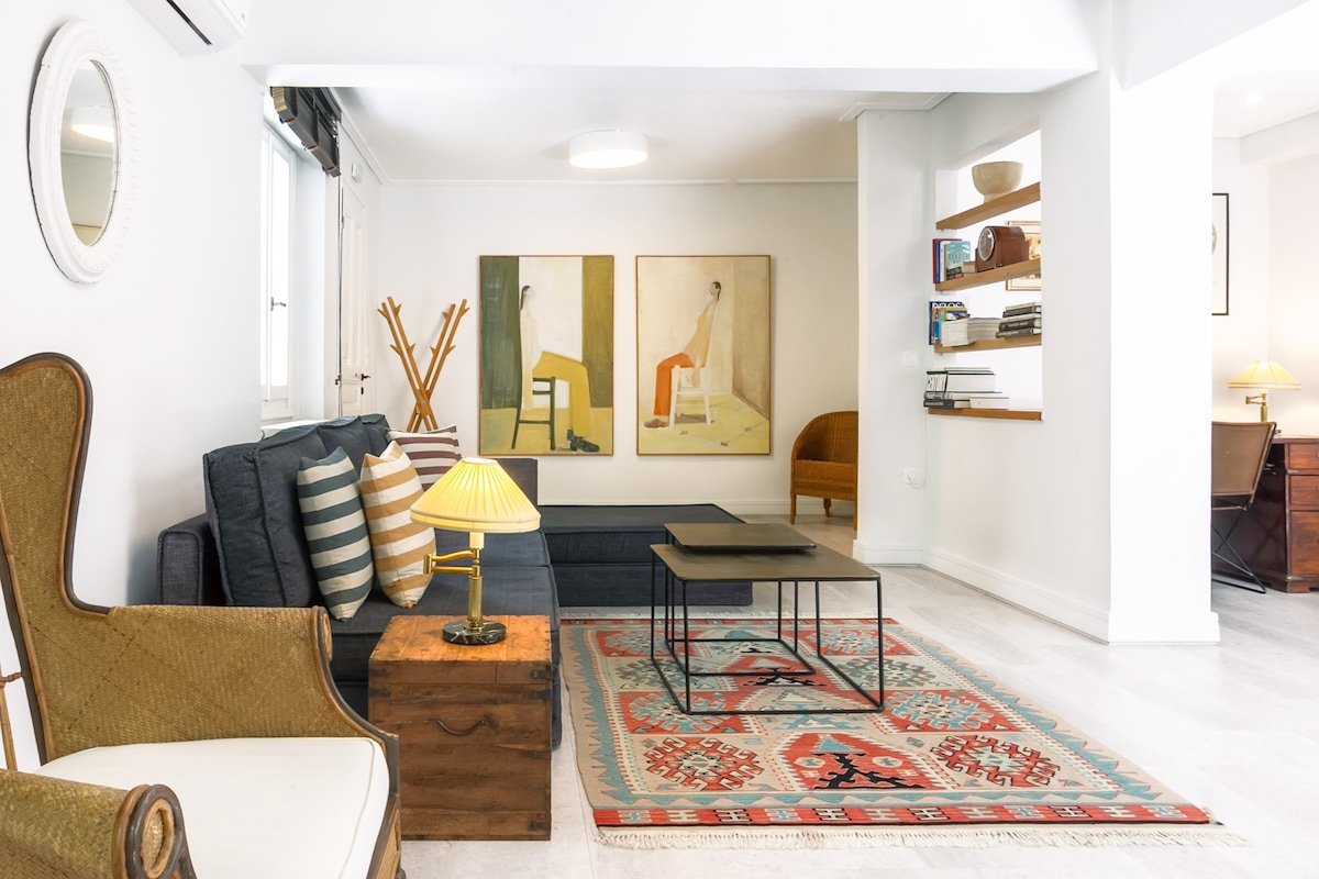 SV Acropolis Residence – Garden Suite with Hot Tub gallery image 2