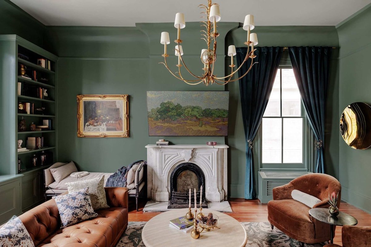 6-bedroom Garden District Suite |Shared Hotel Pool gallery image 2