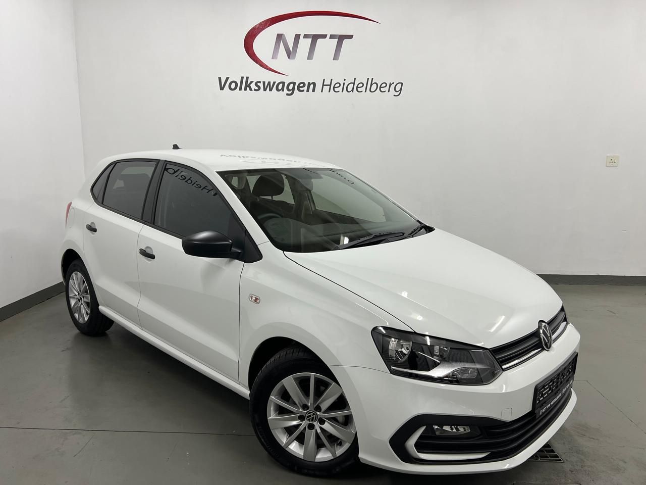 VOLKSWAGEN POLO VIVO 1.4 for Sale in South Africa