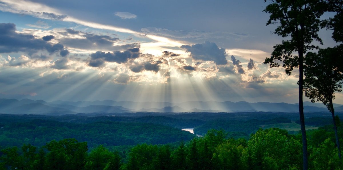 Mountain Home w Endless Views, Fire Pit, Near AVL! gallery image 4