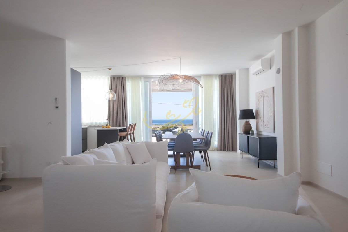 TD Villa Grecale Modern Luxury Villa with Sea View gallery image 4