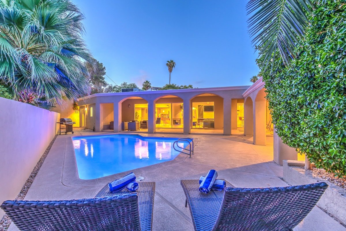 Vintage Vegas Estate! Unique & Gorgeous! gallery image 2