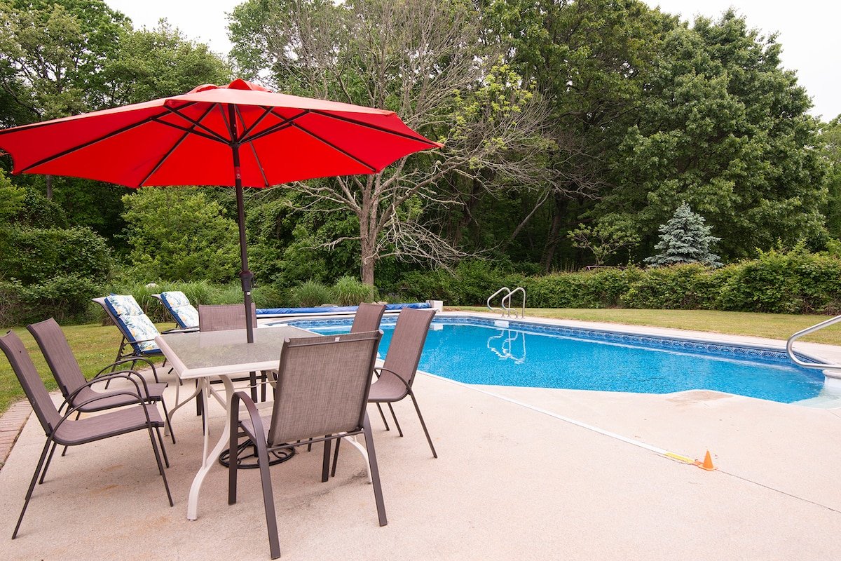 Saltwater POOL and BEACH PASS gallery image 4