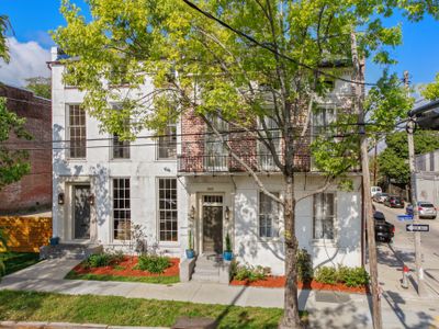 The King of Magazine 5 Bdrm Lower Garden District