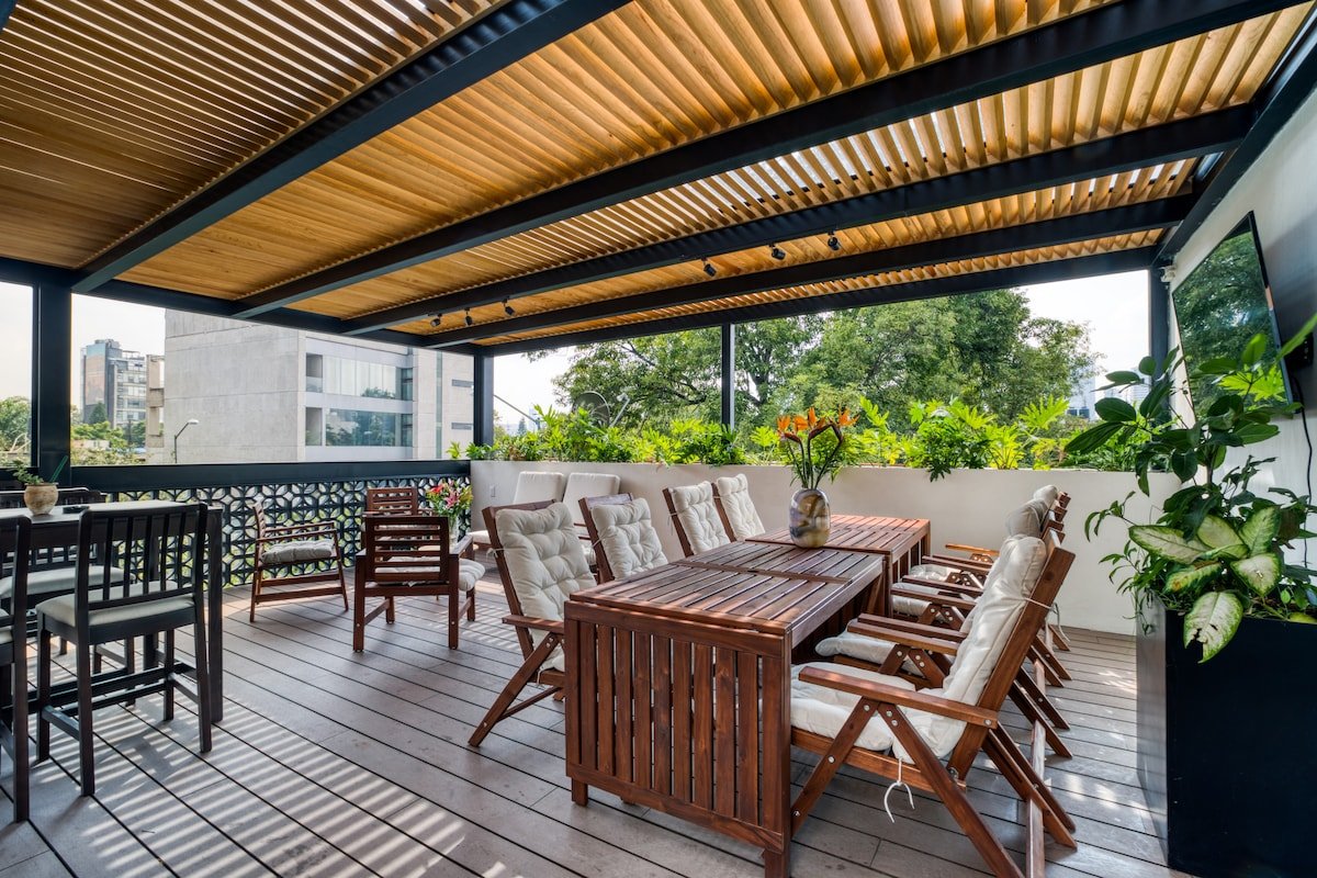 20 Guest Full Condo: 10BR/10BA w/private Rooftop. gallery image 2