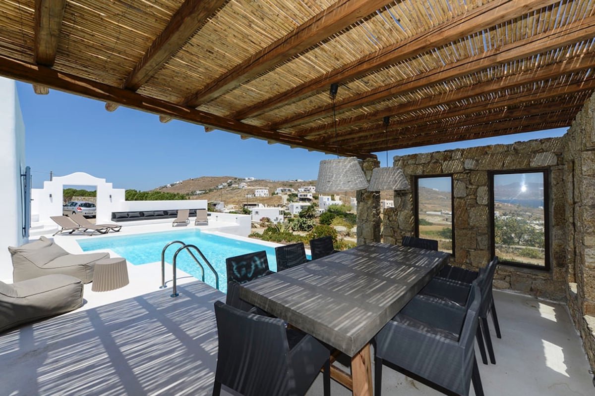 Wonderful Villa Pearl near Ornos • Private Pool gallery image 4