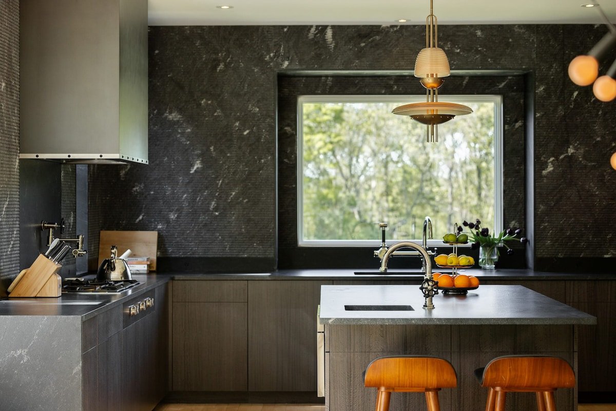 Whimsy Woods – 14 Acre Millbrook Estate with Pool gallery image 3