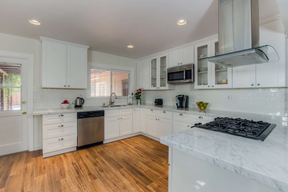 Luxury beautiful Pasadena 1928 Spanish 2bd home