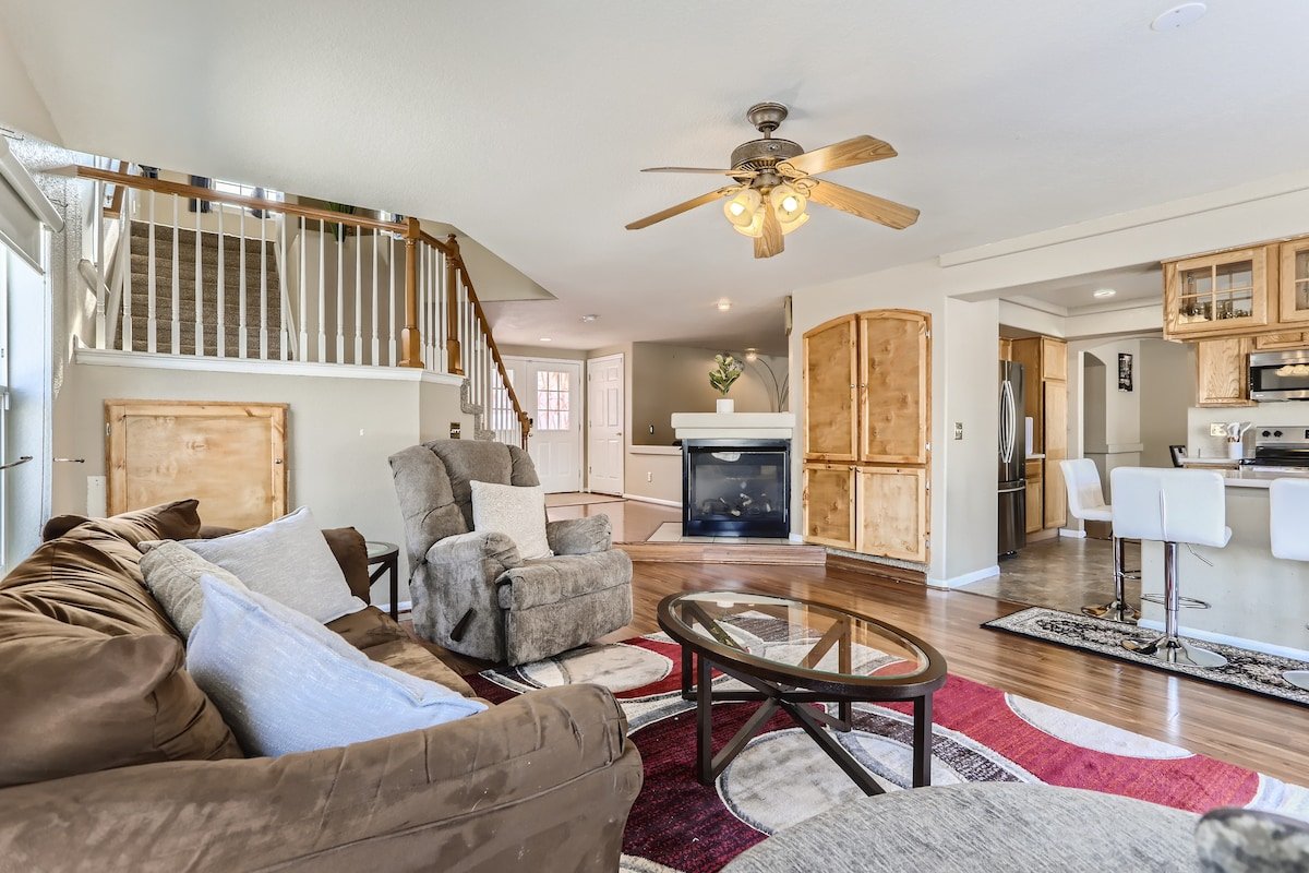 Infinity Hosting by Peruth gallery image 4