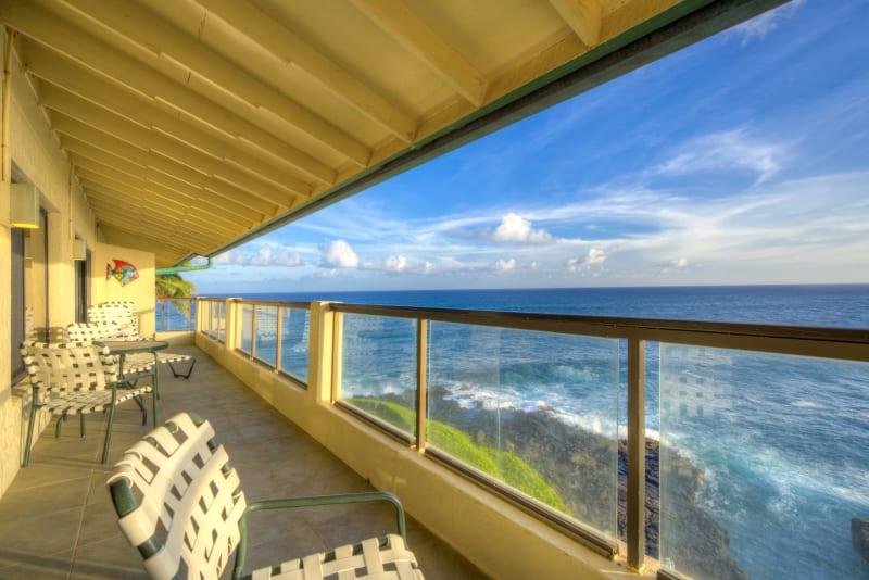 Oceanfront condo w/ pool & lanai