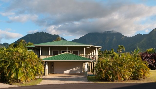 Easy walk to beach and shops/ AC / cul-de-sac gallery image 2