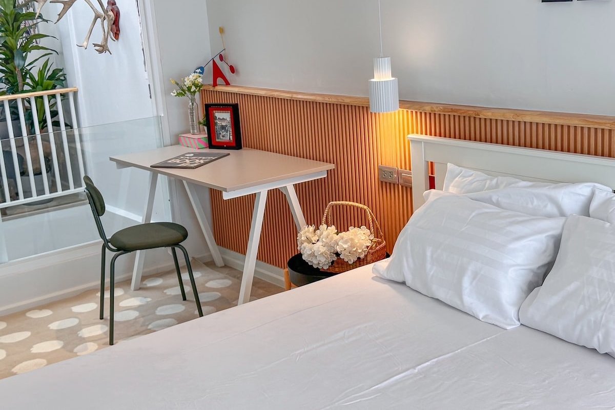 Private House 5 mins walk to BTS gallery image 4