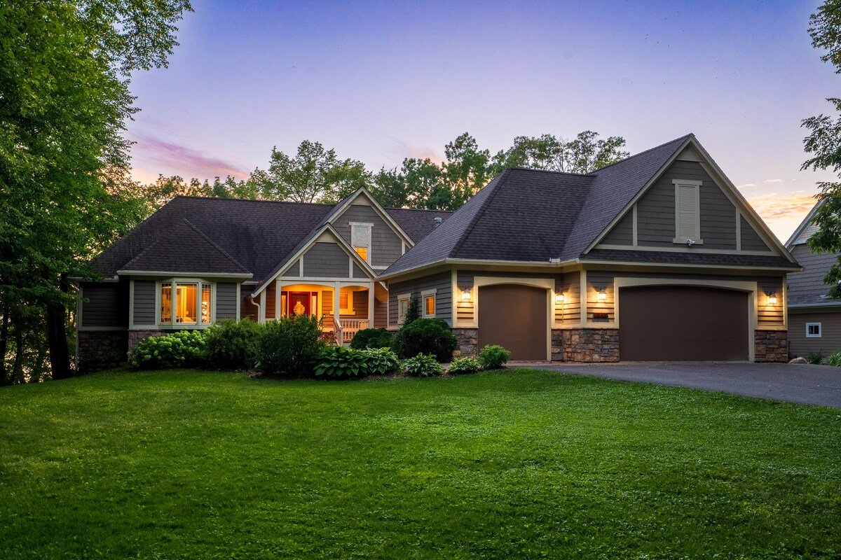 Beachfront Lake Home with Jacuzzi Hot Tub gallery image 3