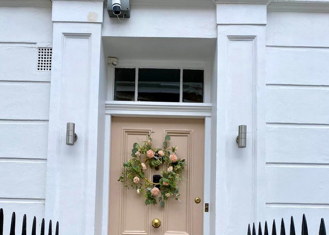 Victoria/Belgravia Townhouse Zone 1! By two Metros gallery image 3