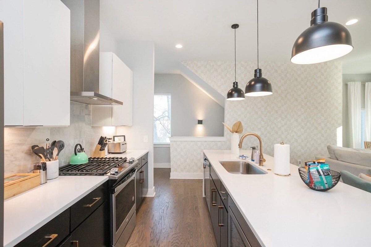 2 Side by Side Homes with Rooftops gallery image 5