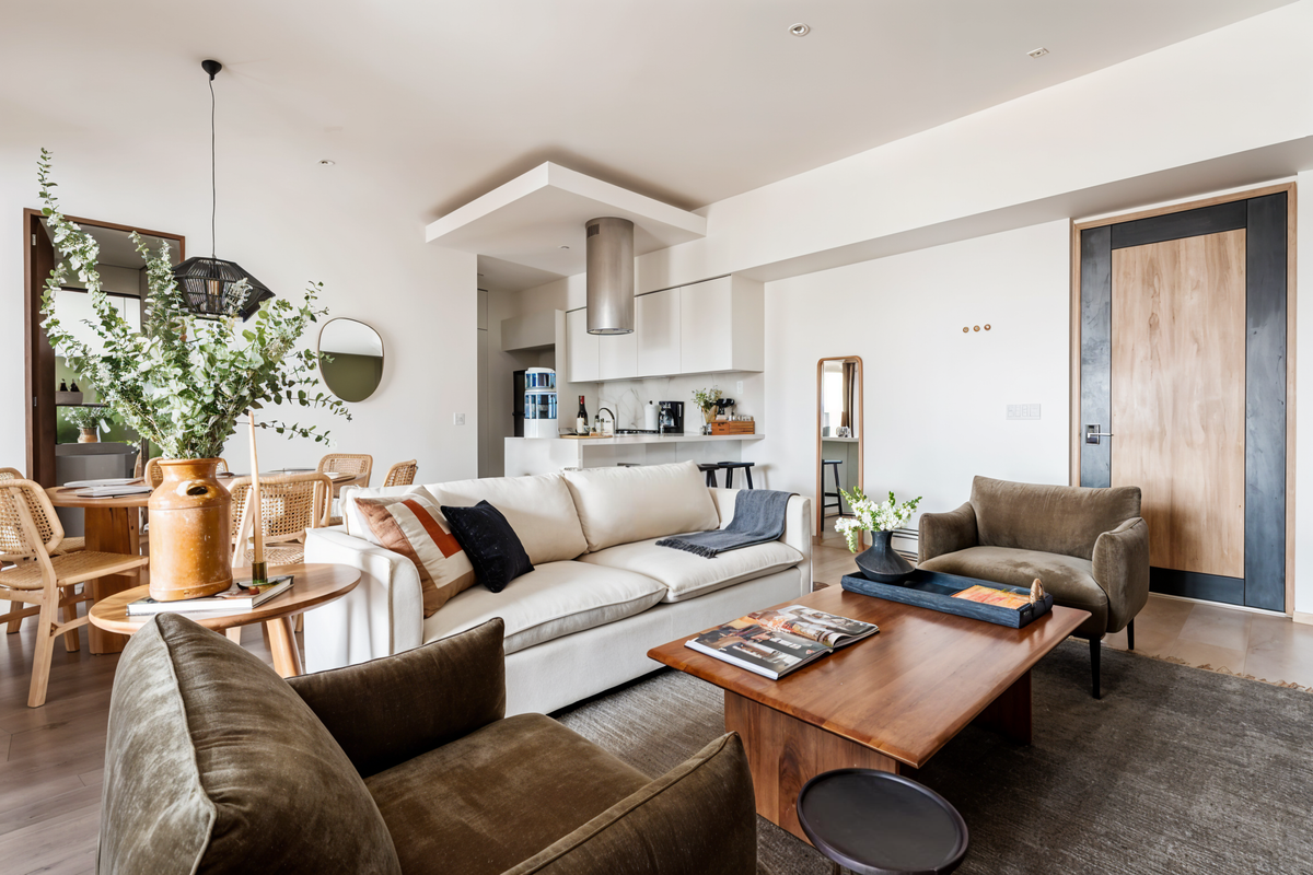 (Top 5%) Condesa Gem: AC, Pool, Gym & Views