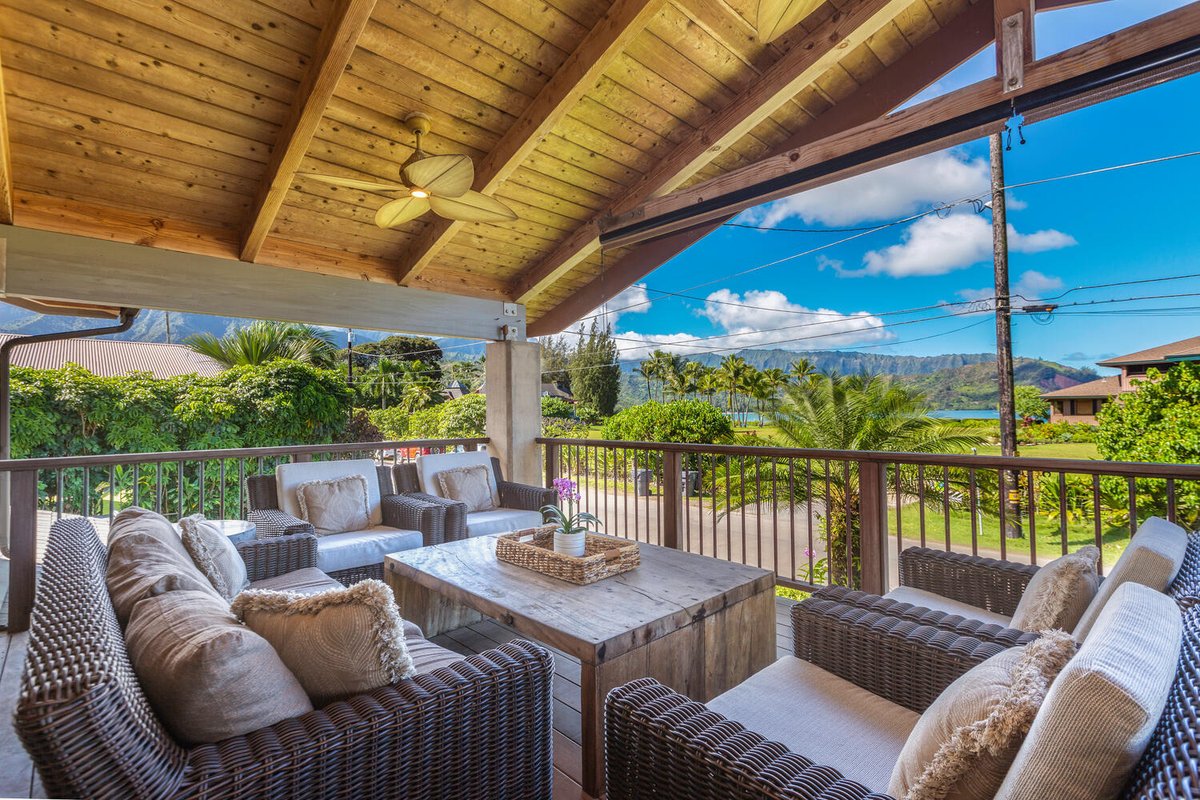 Nalu Hanalei, Stunning Hanalei Home Right By Beach