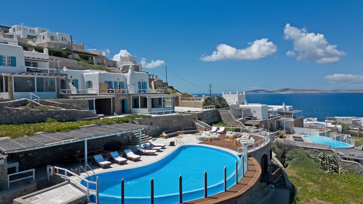 Patron 2 Pool Sunset Villa- Six Bedrooms gallery image 3