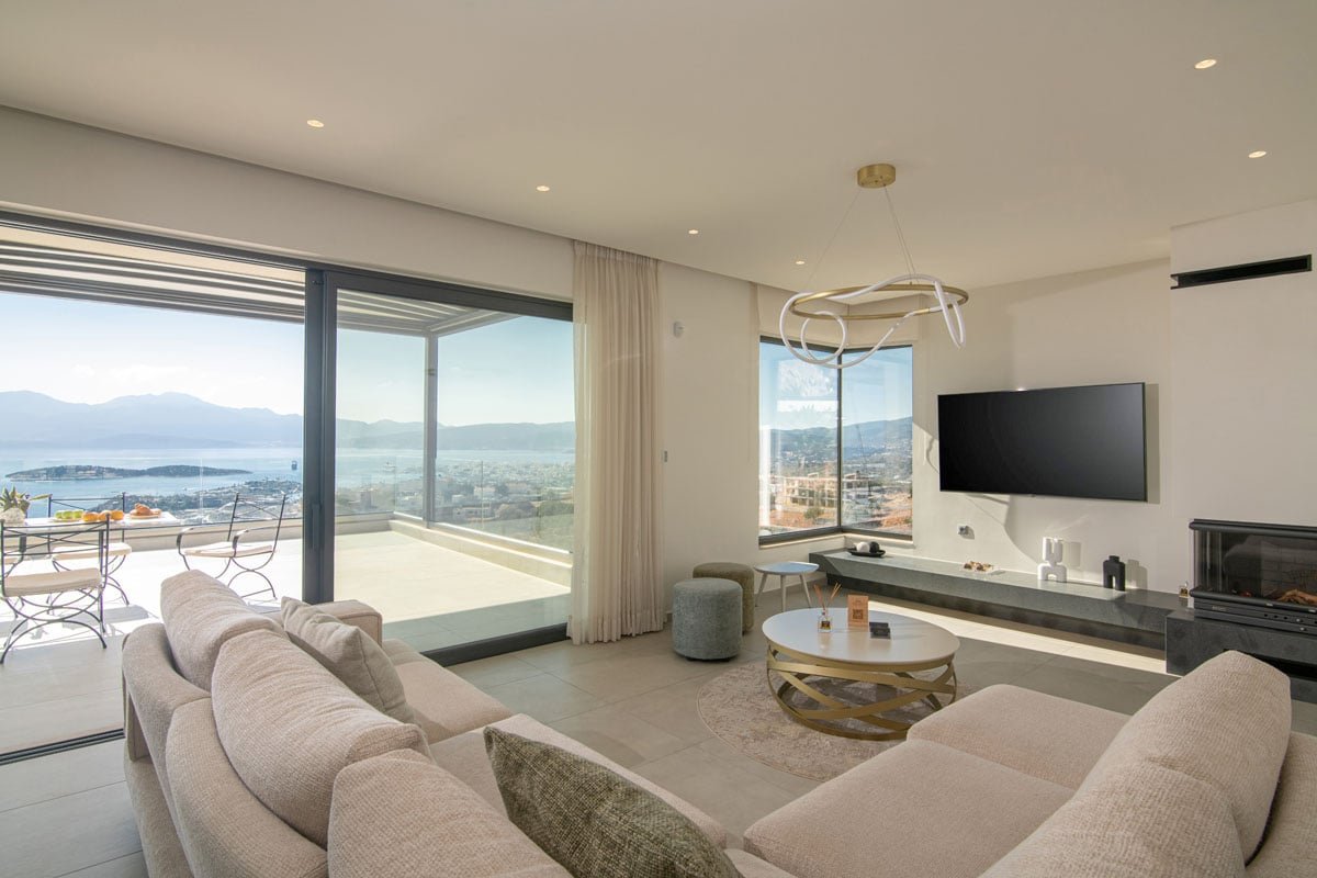 Horizon View Villa with Endless View gallery image 5