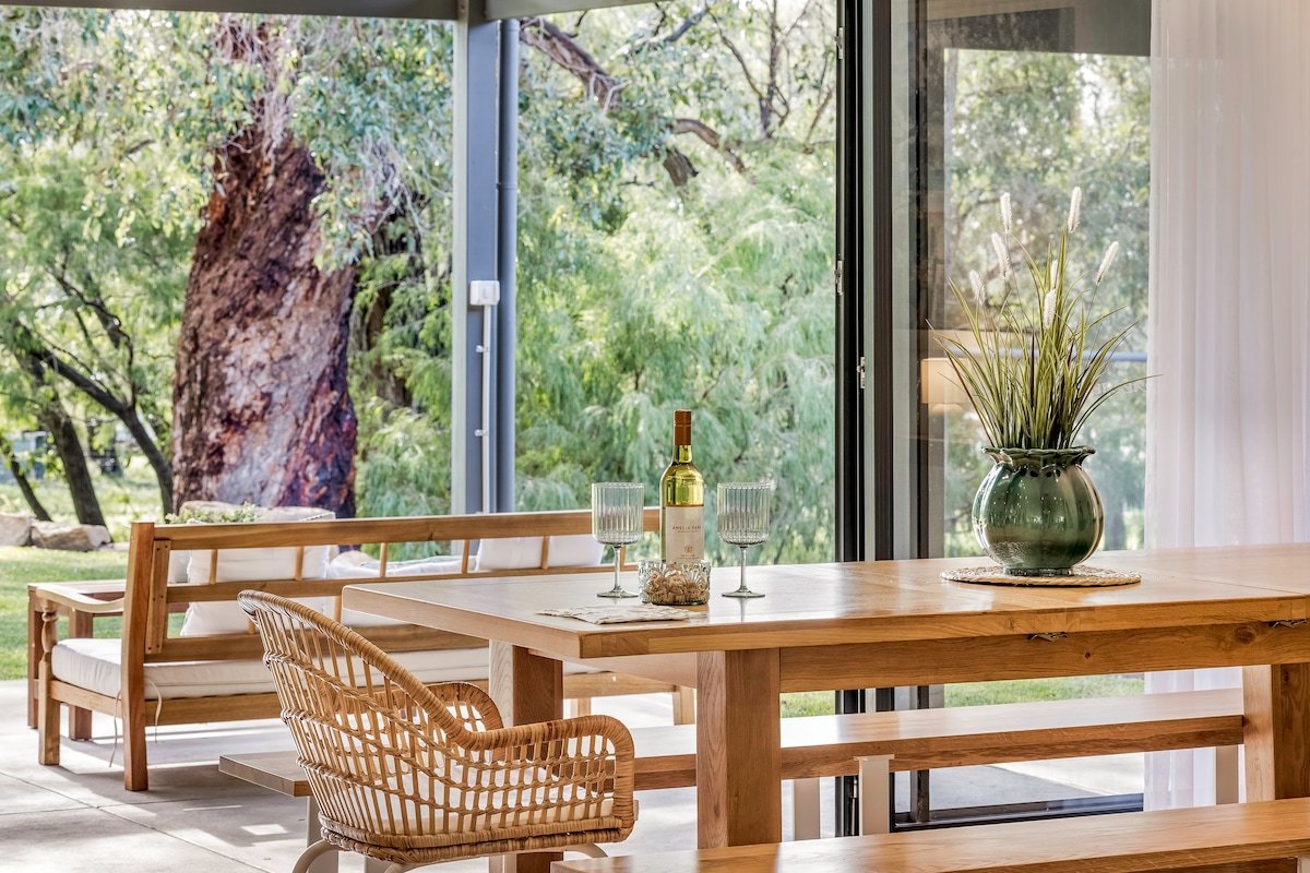 Peppermint Retreat – ultimate bush getaway gallery image 2