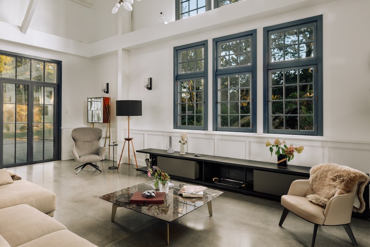 Historic Vanderbilt Estate Carriage House gallery image 5