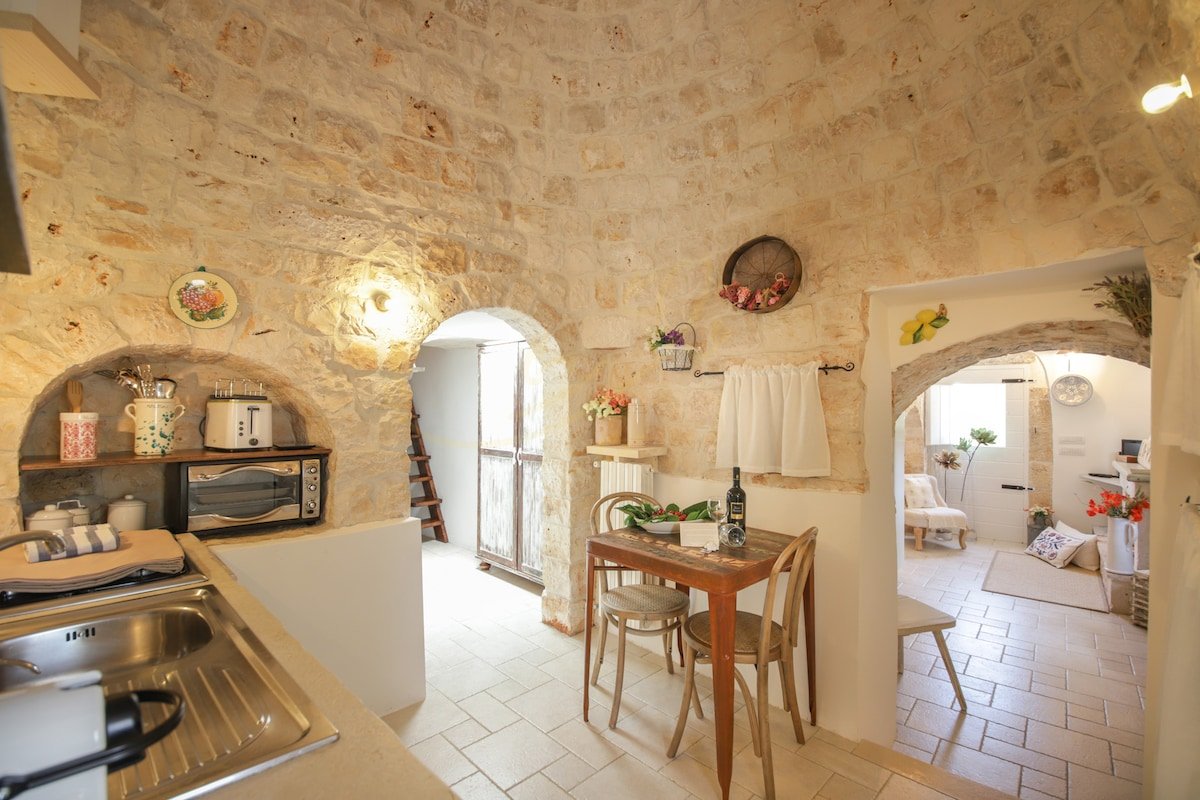 TD Dimora di Genna Trulletto with Lush Garden Pool gallery image 4