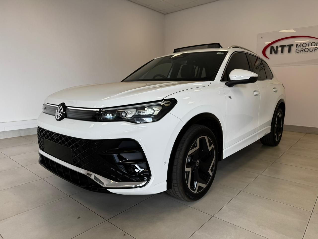 VOLKSWAGEN TIGUAN 1.4 TSI R-LINE DSG for Sale in South Africa