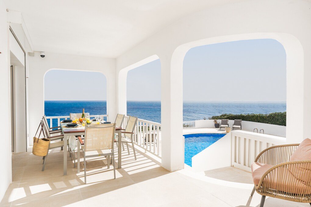 Elegant villa in front of the sea S’Algar, Menorca gallery image 3