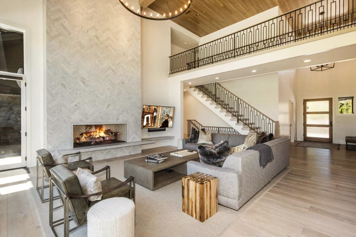 Frostwood Gondola gallery image 4