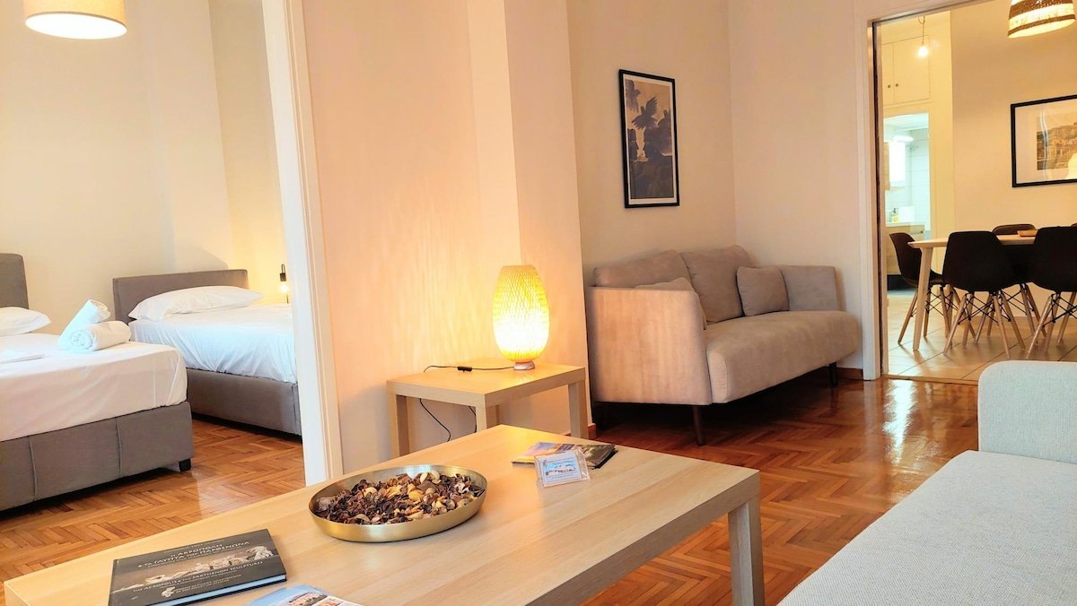 Big apartment in Acropolis museum gallery image 4