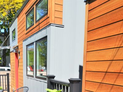 Group of 3 Tiny Homes – Free Street Parking!