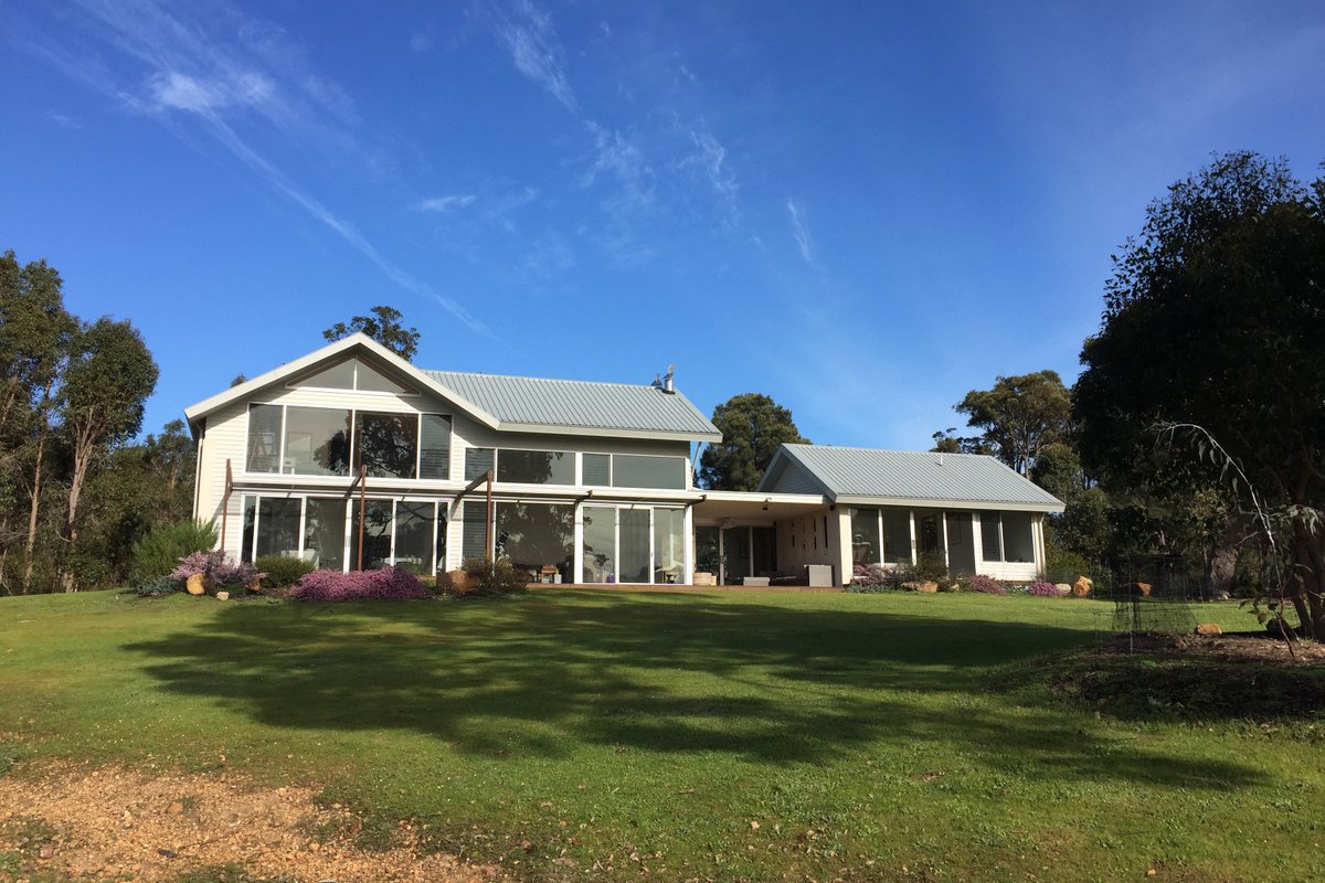 Hundred Acre Woodland Retreat