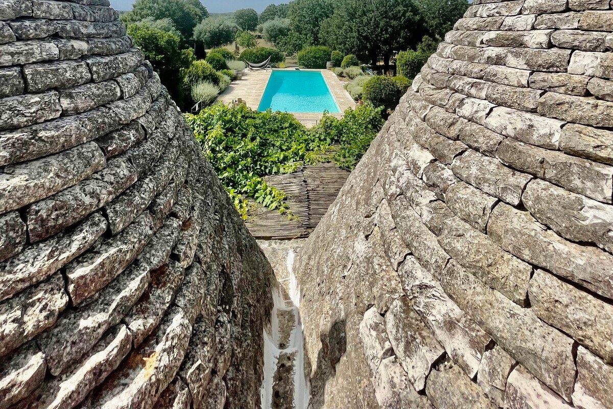 5 bedrooms luxury Trulli with pool-Trulli Fantese4 gallery image 3