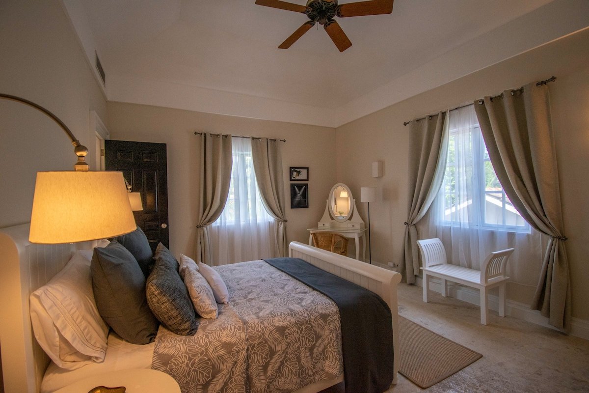 Tortuga C35 gallery image 4