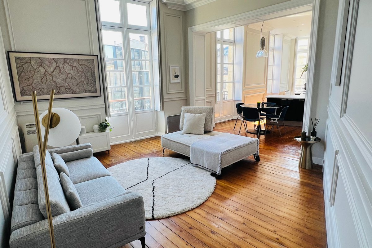 Somptueux appartement aux Grands-Hommes