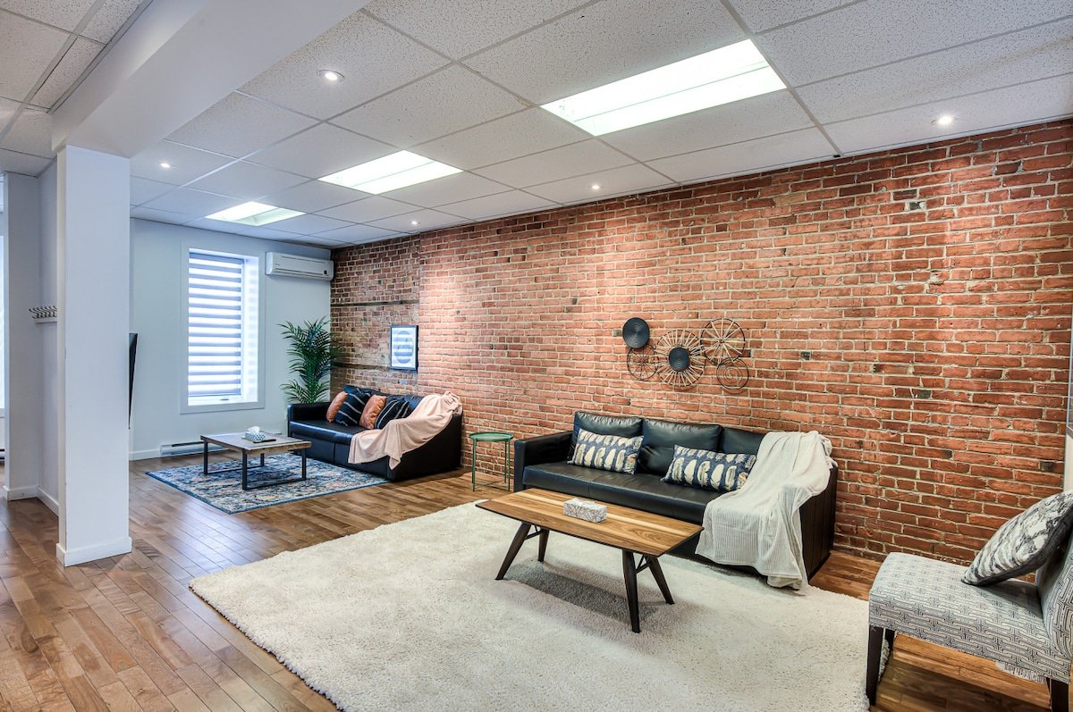 Montreal’s Grande Prestige! Big Groups & Nightlife gallery image 2