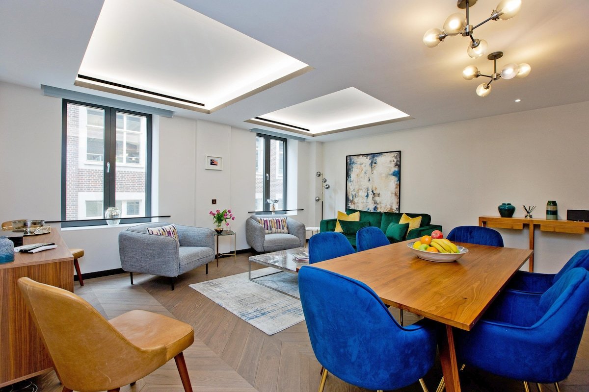 37GS Residences | 2bedroom Apt 207 near Piccadilly gallery image 5